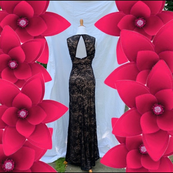 Elegant NW Nightway dress🌺 - Picture 2 of 5